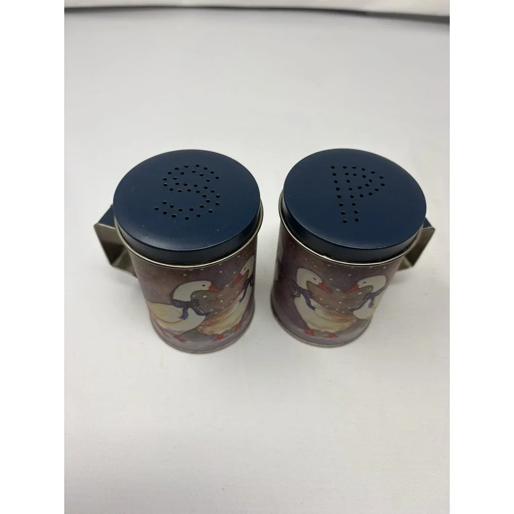Vtg J.S.N.Y. Salt & Pepper Shakers Tin Metal Winter Ducks Geese Blue Bows Snow